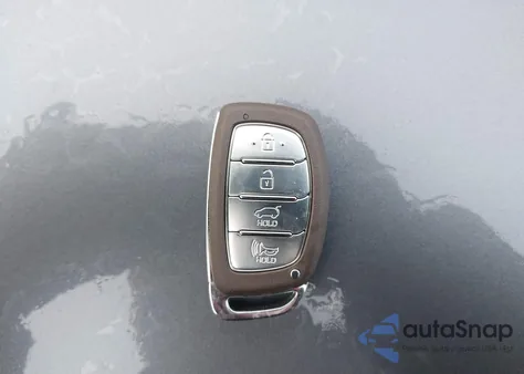 2021 Hyundai Tucson Value z USA, uszkodzony, nr VIN KM8J33A46MU292388